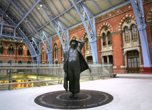 Fig. 4.21: John Betjeman sculpture at London’s St. Pancras Terminal